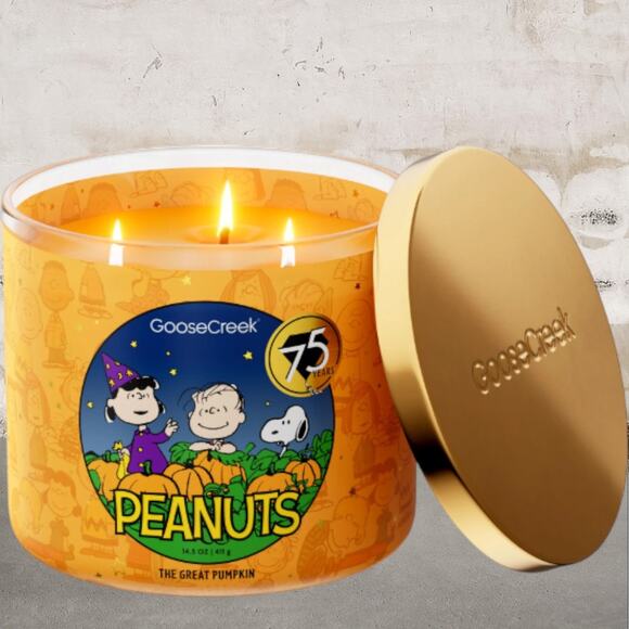 Goose Creek The Great Pumpkin 3-Wick Peanuts Candle NEW - Picture 1 of 2